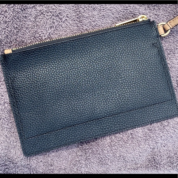 REAL Michael Kors Medium Bag - Picture 10 of 10